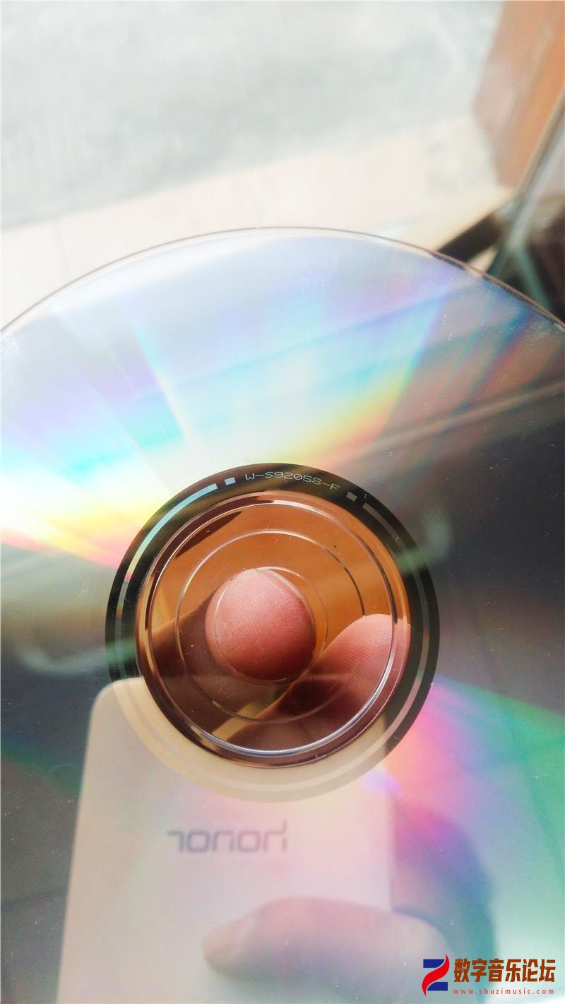 CD-.jpg