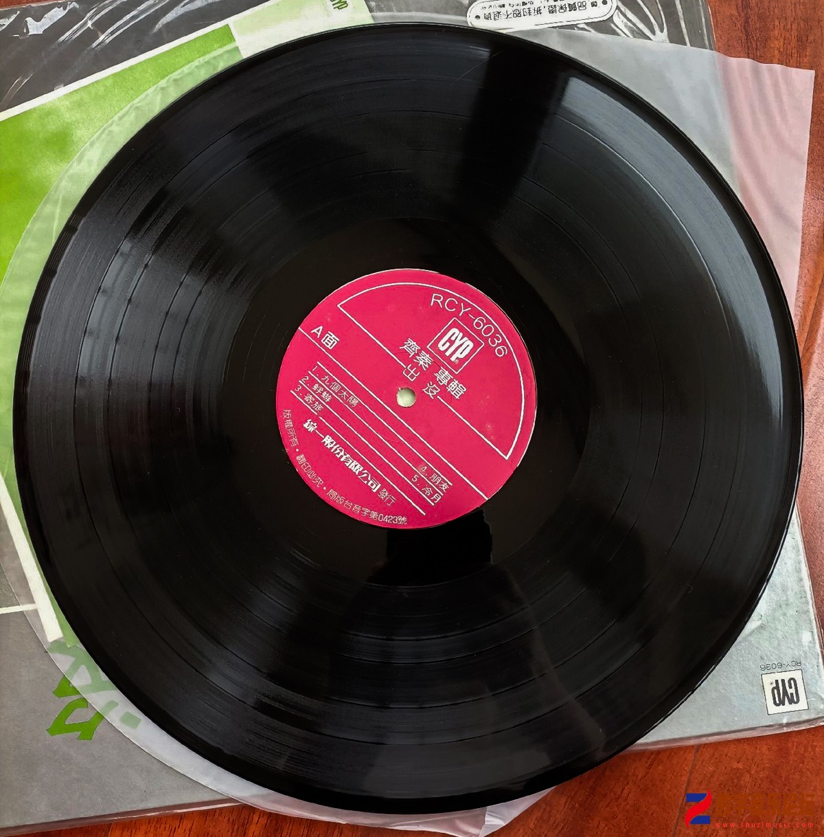 CD.jpg